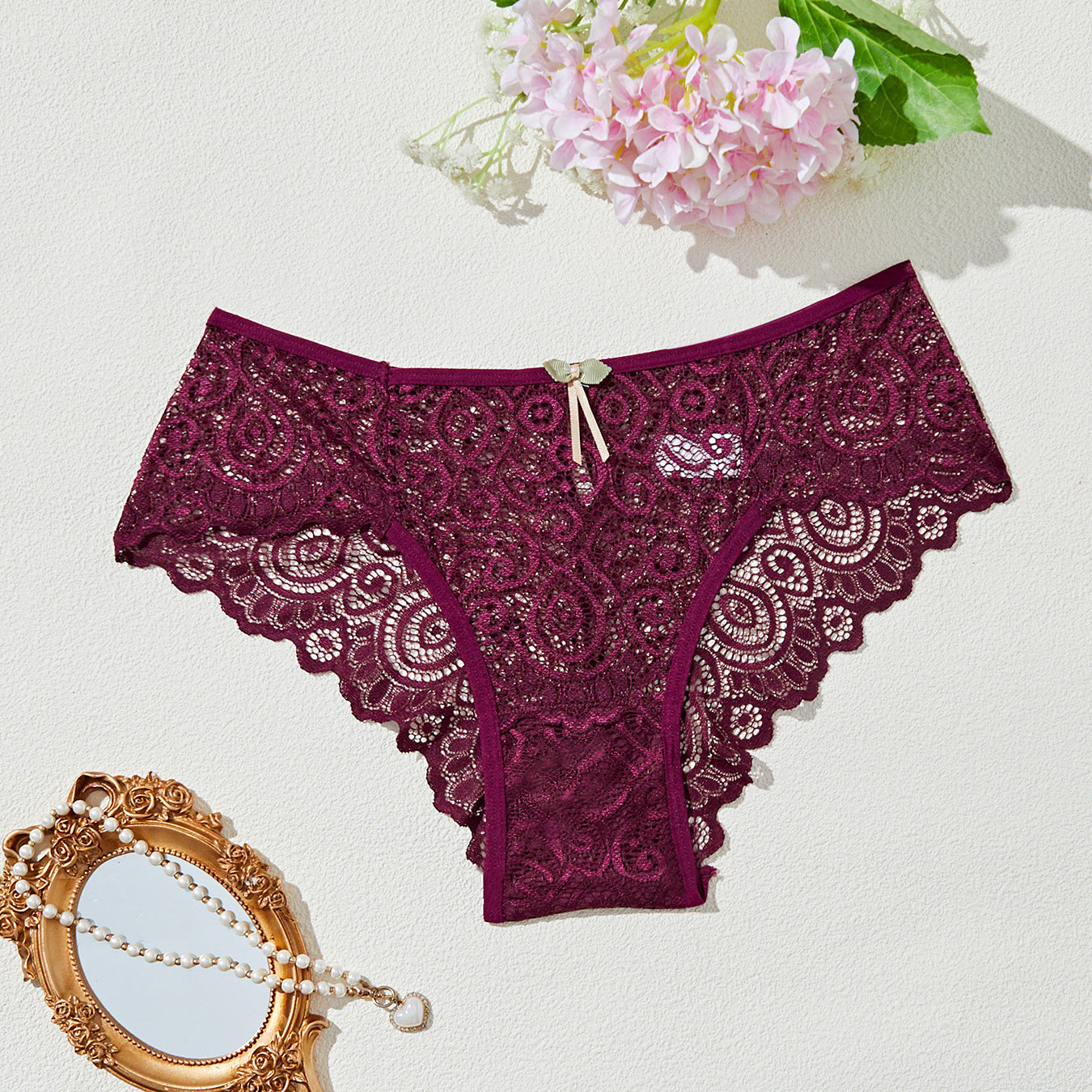 Figi z koronki na romantyczne okazje Roni Fioletowy