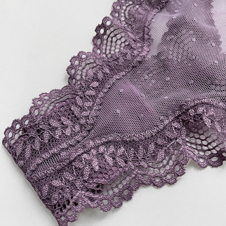 Stringi koronkowe z ozdobnymi paskami na specjalne okazje Aliana