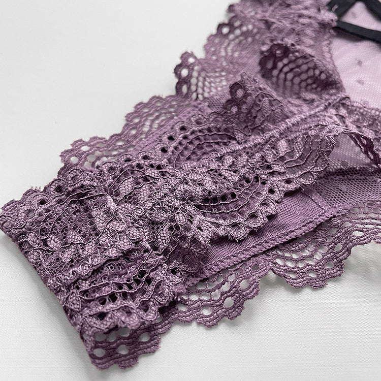 Stringi koronkowe z ozdobnymi paskami na specjalne okazje Aliana