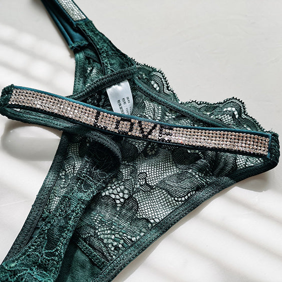 Stringi koronkowe z cyrkoniami na specjalne okazje Lovisa