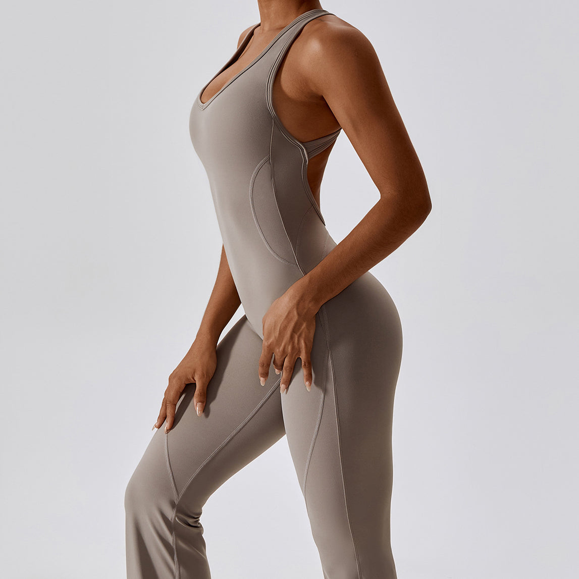 Strój do jogi z odkrytymi plecami elastyczny materiał do ćwiczeń Henny