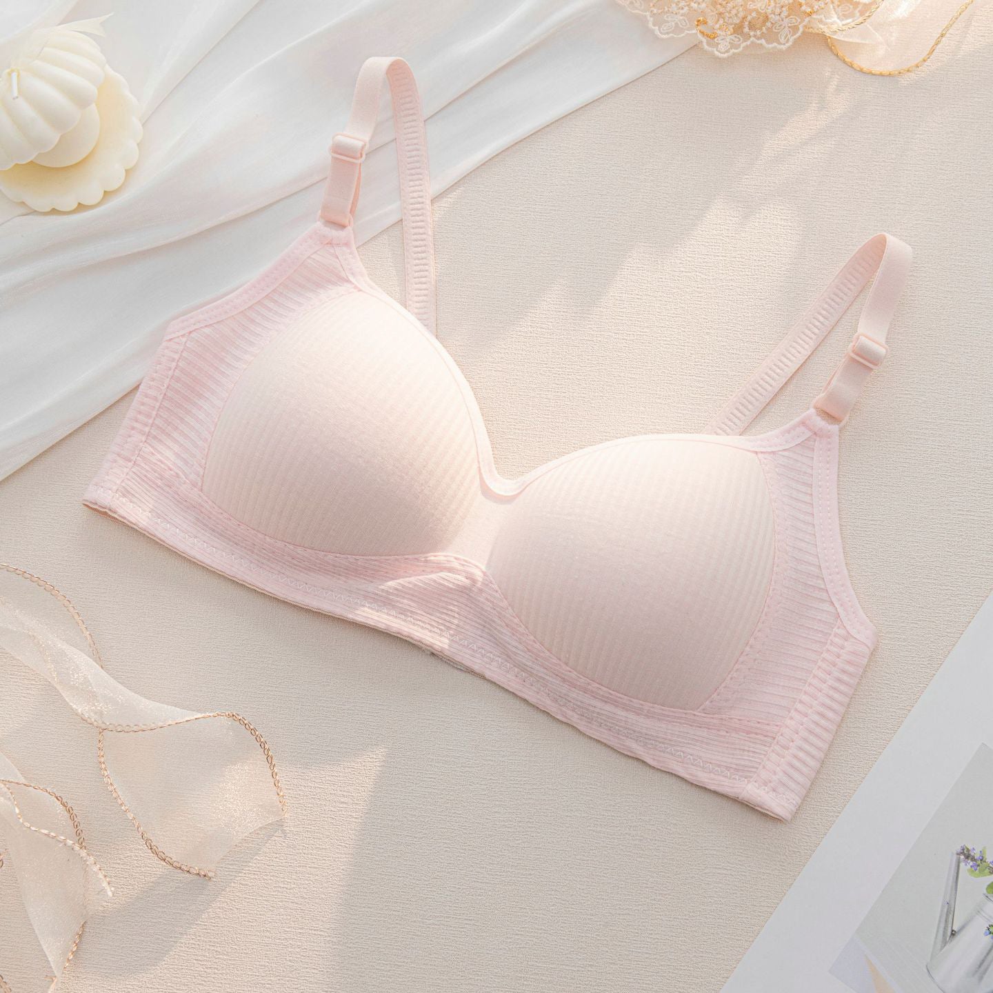 Biustonosz bezszwowy bez fiszbin codzienny elegancki Sibylle