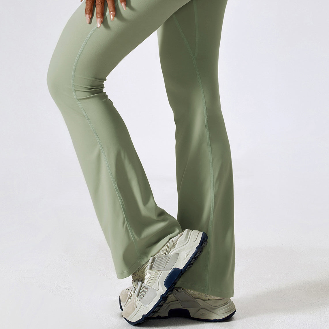 Spodnie treningowe z elastycznego materiału z wysokim stanem Oksun