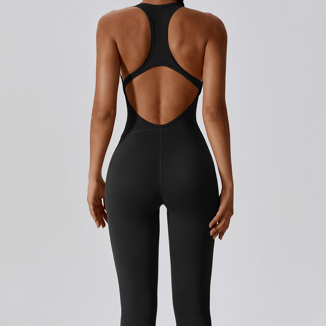 Kombinezon do jogi z elastycznego materiału Riannon