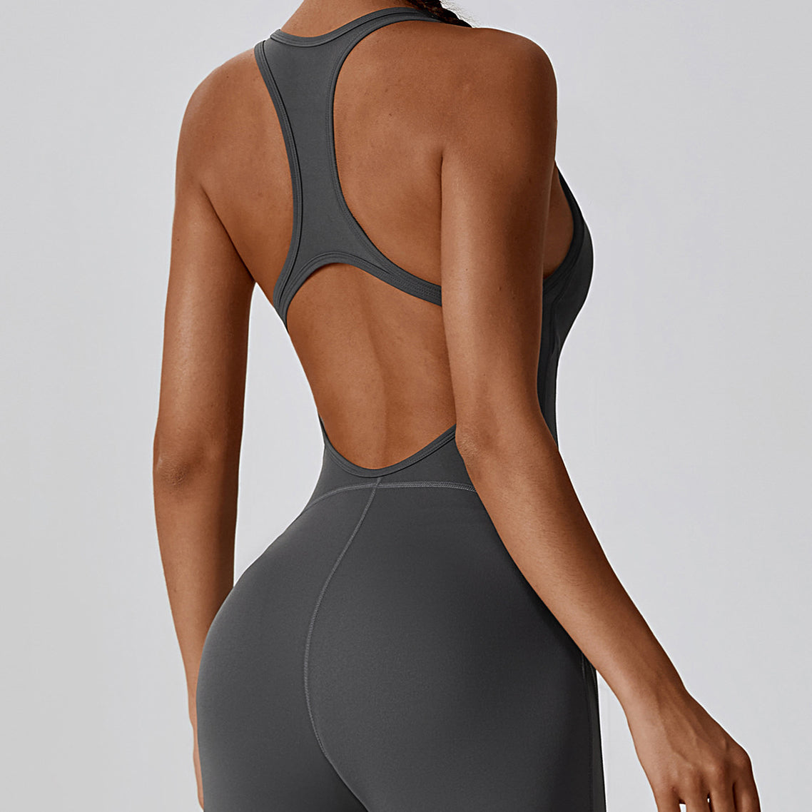 Kombinezon do jogi z elastycznego materiału Riannon