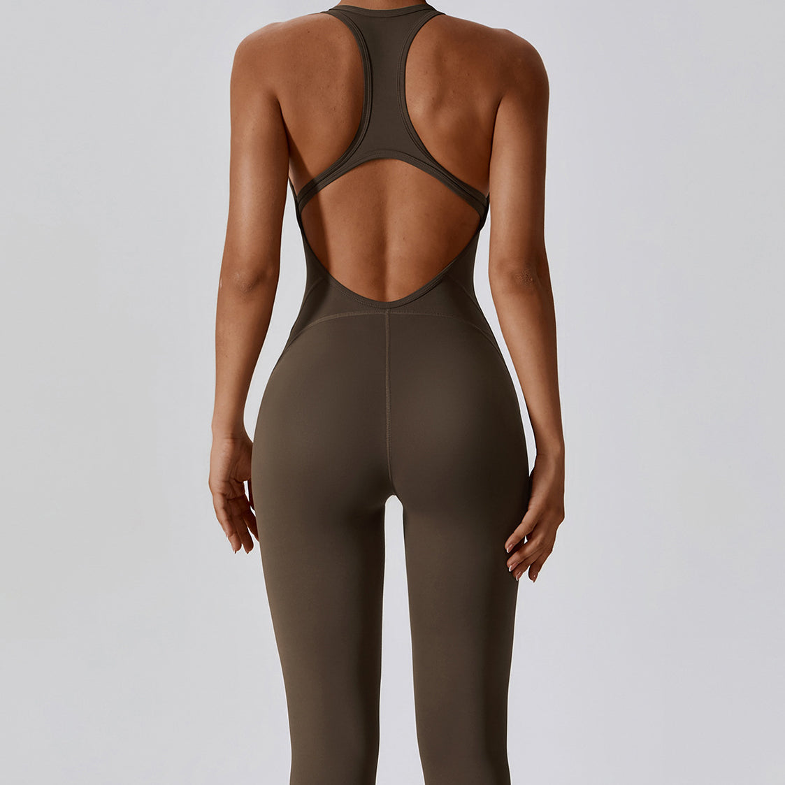 Kombinezon do jogi z elastycznego materiału Riannon