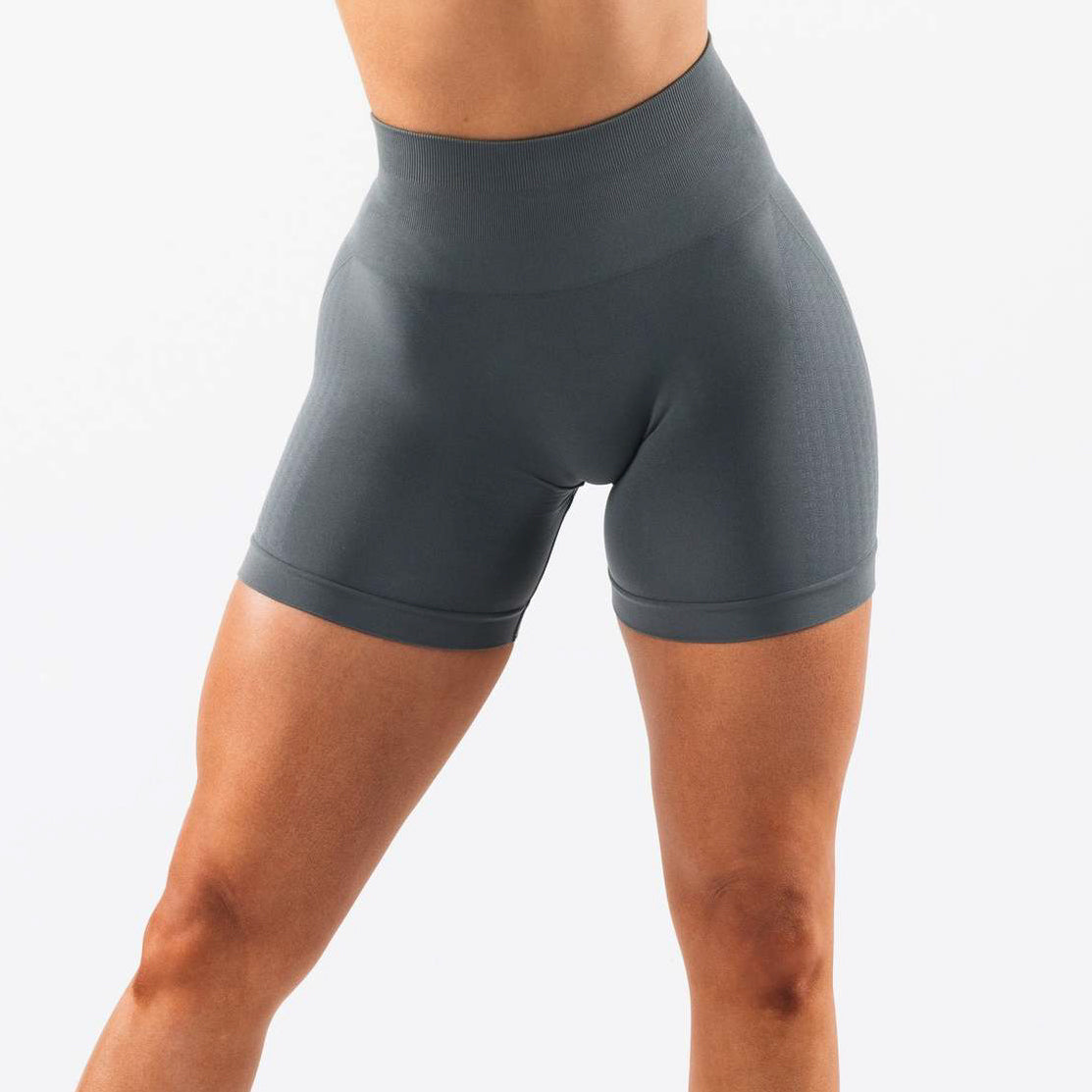 Szorty modelujące bezszwowe do aktywności z oddychającego materiału Esin