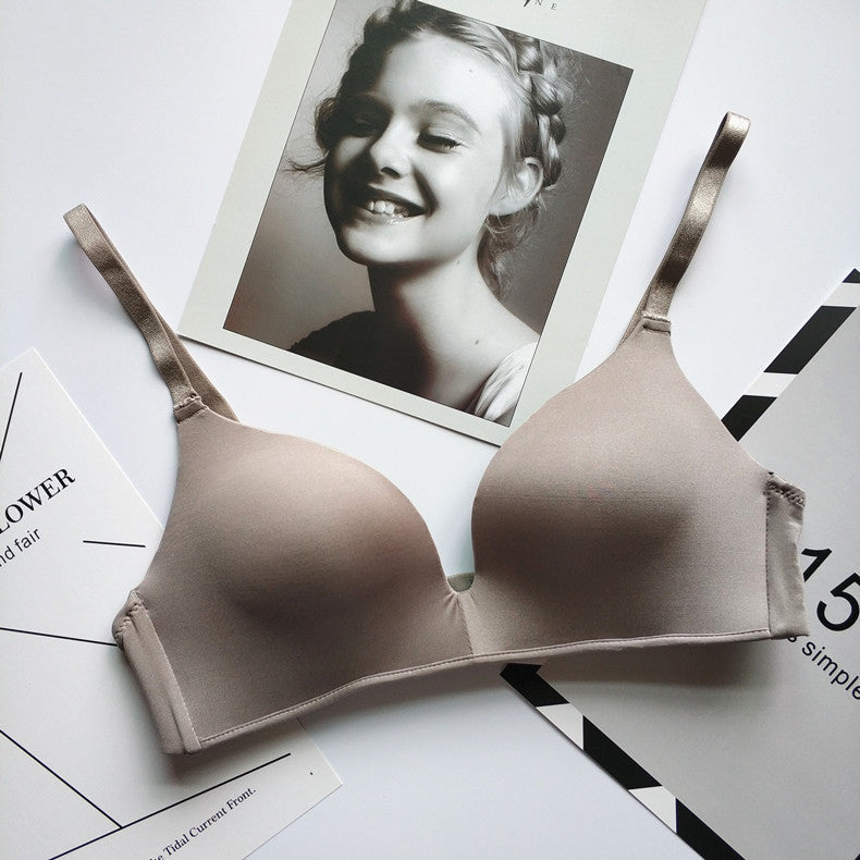 Biustonosz piankowy bez fiszbin z regulowanymi ramiączkami na co dzień Hattie Beżowy2