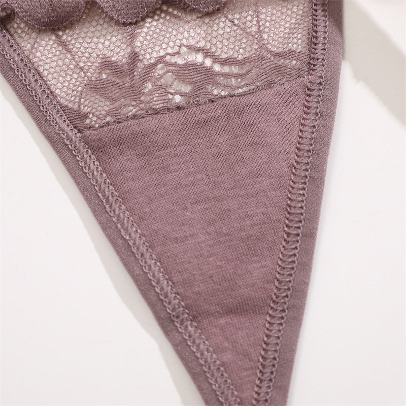 Stringi koronkowe z wycięciami na specjalne okazje Sangsuk