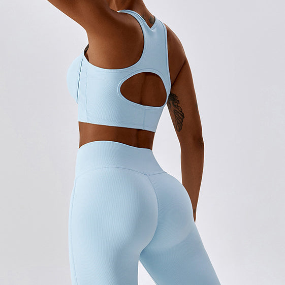 Sportowy top z usztywnieniem do treningu Hrachuhi