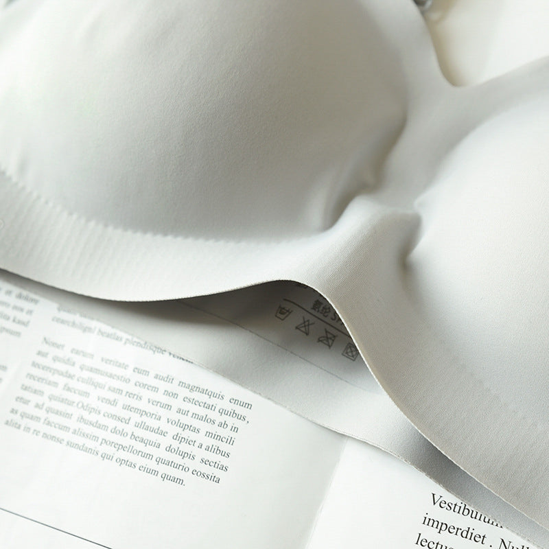 Biustonosz piankowy bez fiszbin z regulowanymi ramiączkami Anastassiya