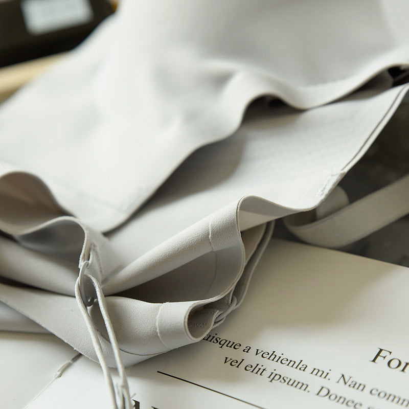 Biustonosz piankowy bez fiszbin z regulowanymi ramiączkami Anastassiya