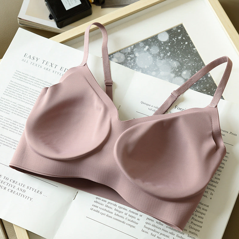 Biustonosz piankowy bez fiszbin z regulowanymi ramiączkami Anastassiya