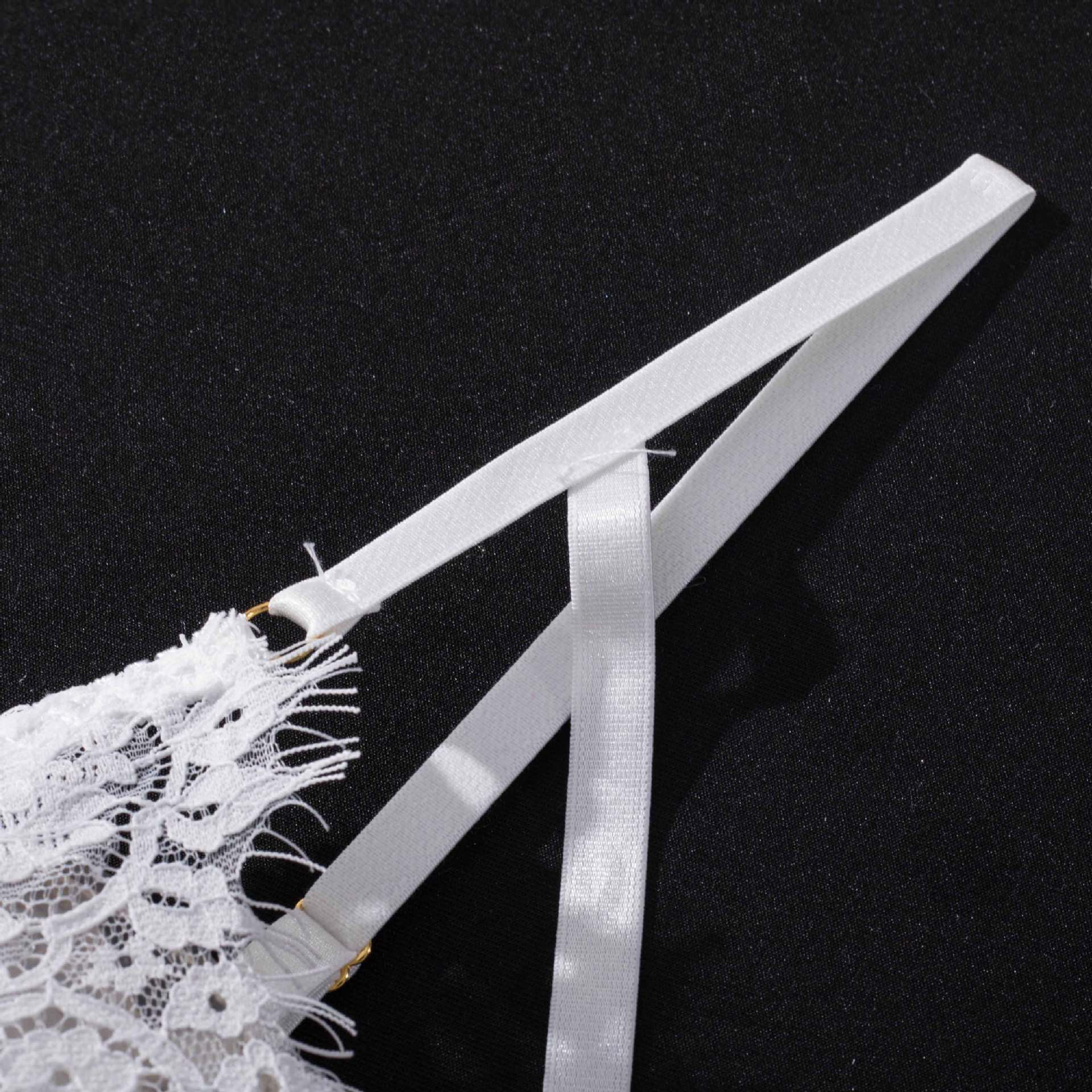 Koronkowy zestaw bielizny z pasem do pończoch na romantyczne okazje Elie