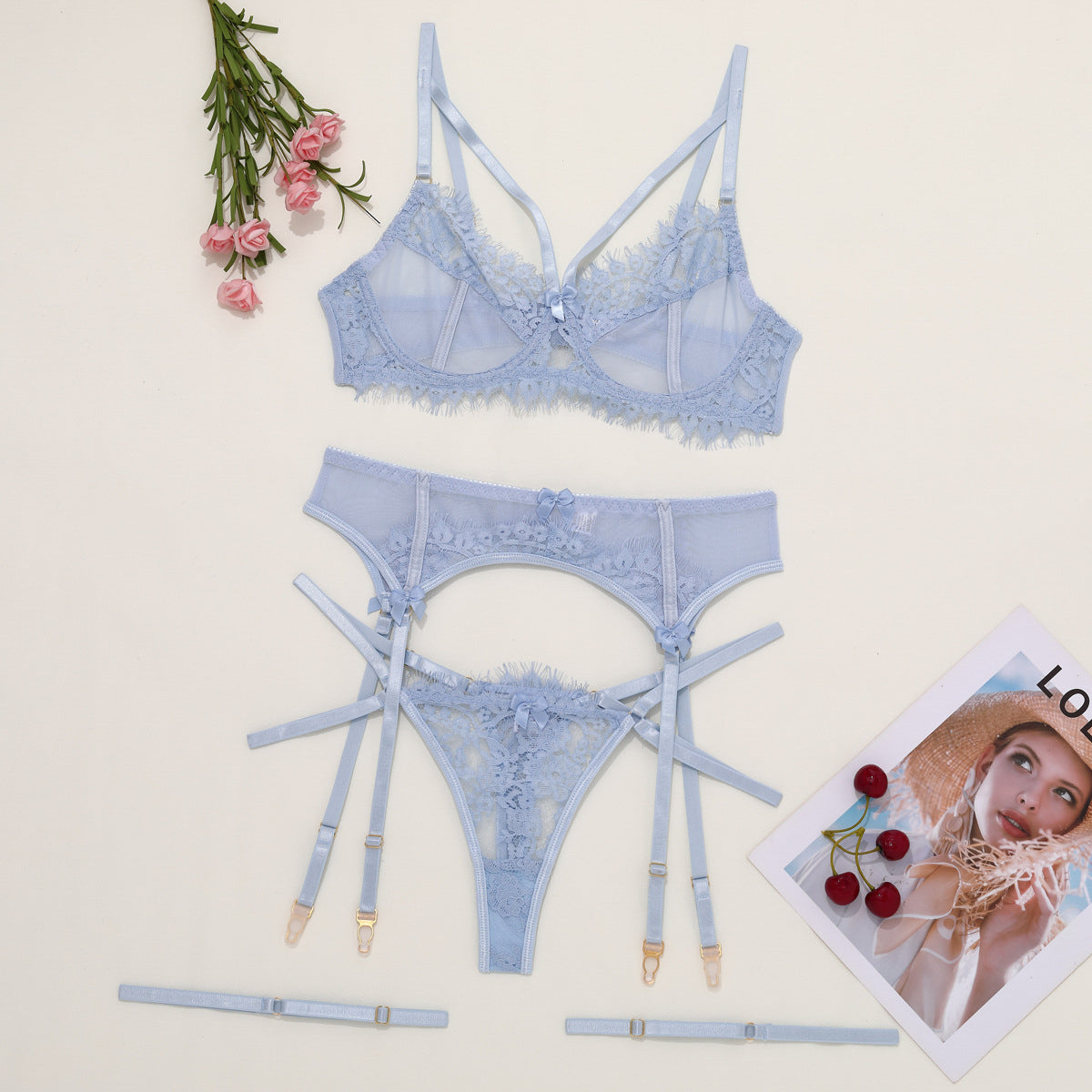Koronkowy zestaw bielizny z pasem do pończoch na romantyczne okazje Elie Niebieski