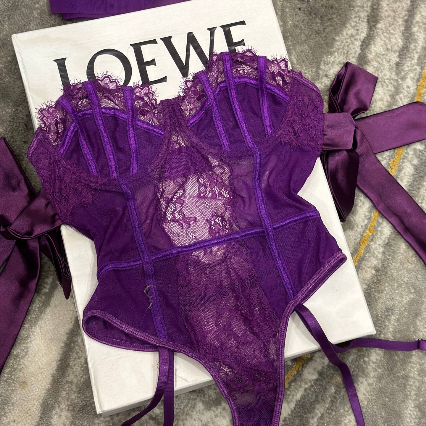 Body koronkowe z kokardkami na specjalne okazje Viktoriya Fioletowy