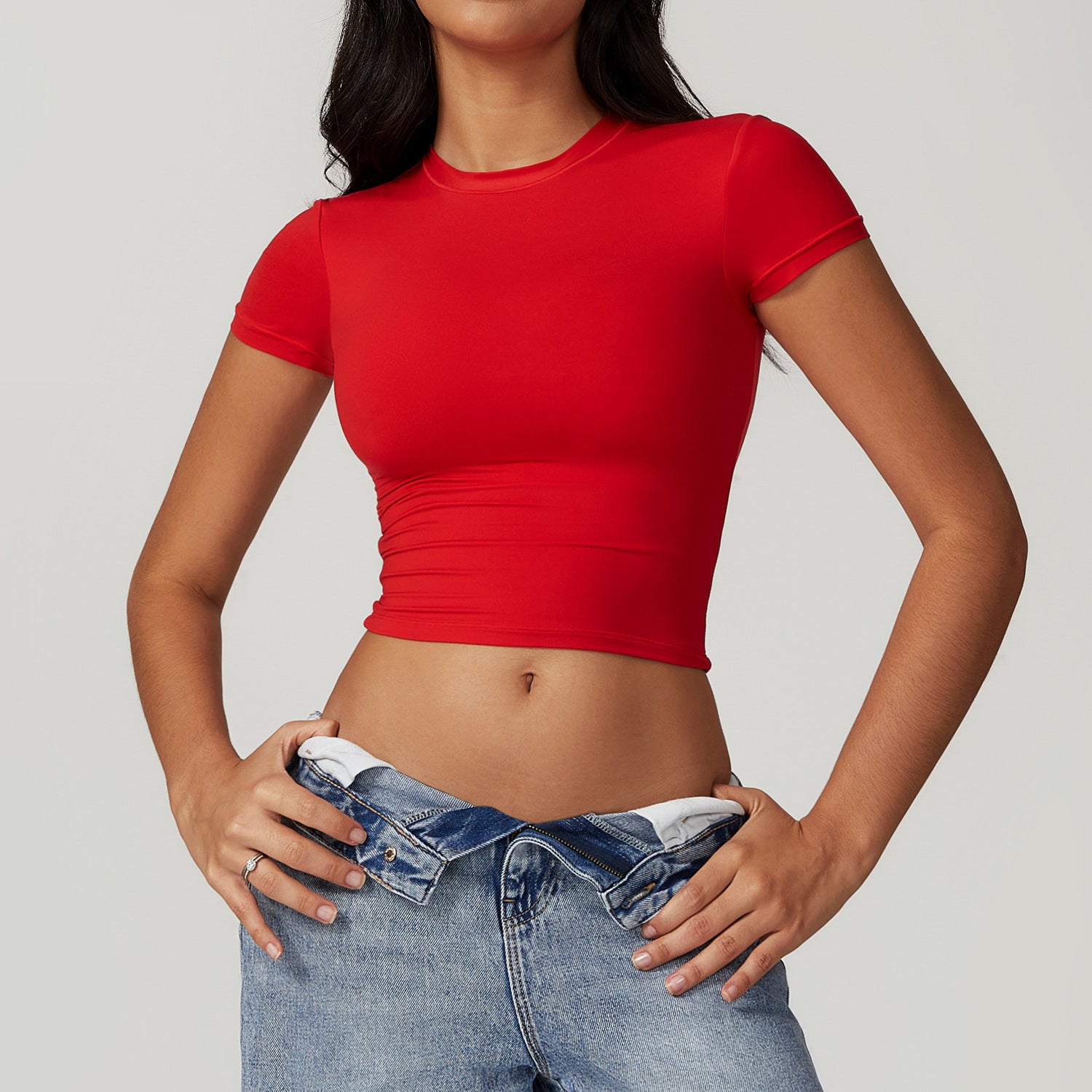 Crop top elastyczny do treningu i na co dzień Karter Czerwony