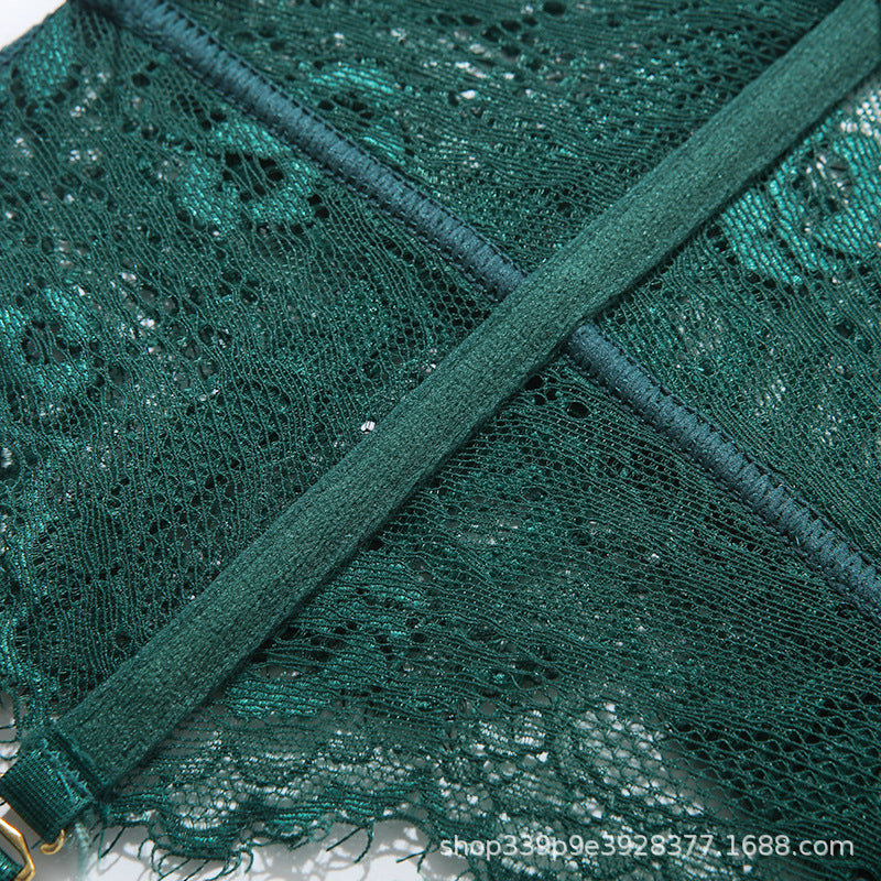 Koronkowy komplet bielizny z pasem do pończoch na romantyczny wieczór Fatinah