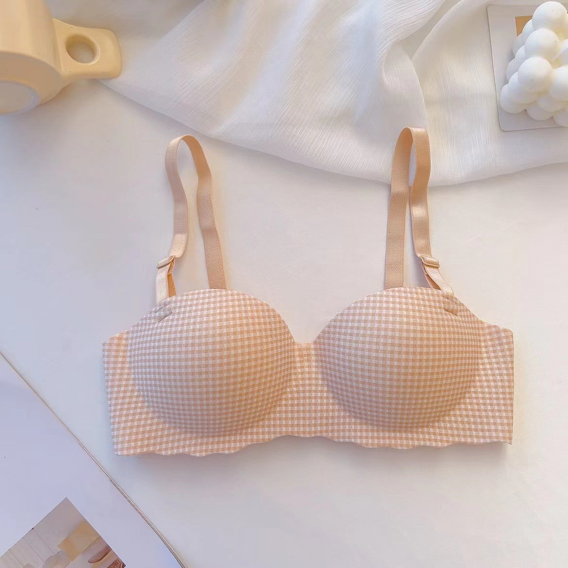 Biustonosz balkonetka miękki do codziennych stylizacji Kenda Beżowy