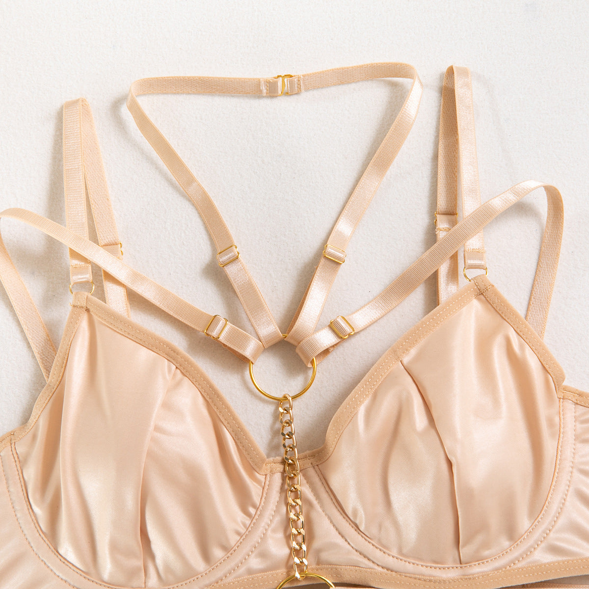 Komplet bielizny z łańcuszkami na romantyczne wieczory Serin