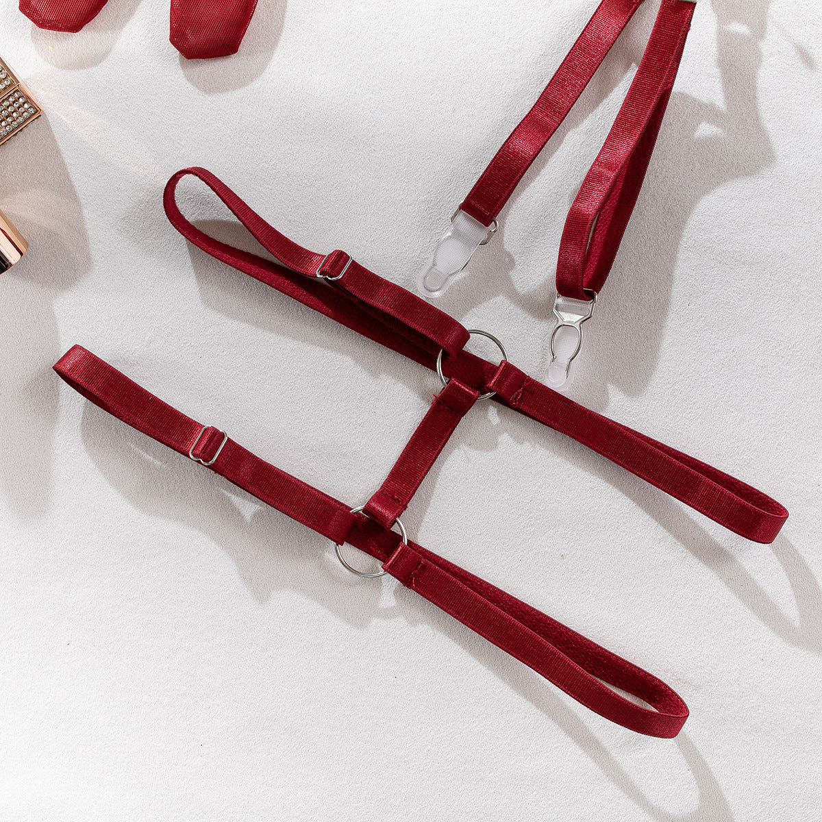 Komplet bielizny z koronką i kokardą na romantyczne wieczory Manjola