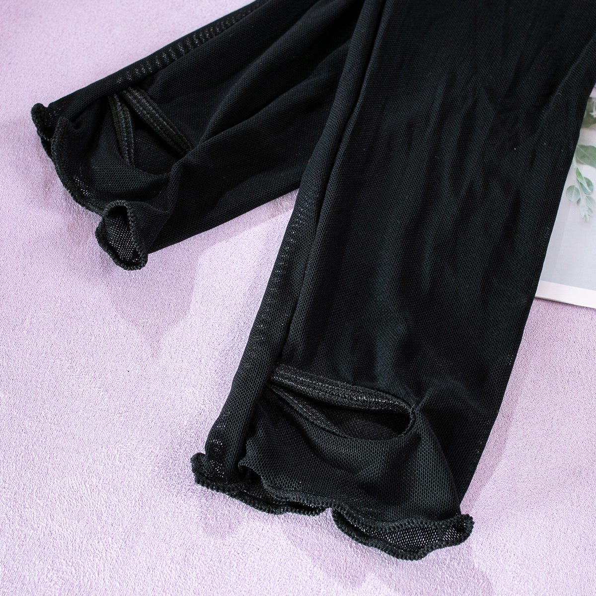 Komplet bielizny z chokerem i haftem Jeannett