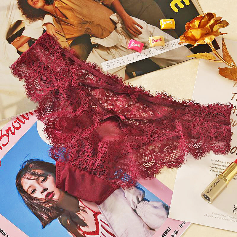 Stringi koronkowe z paseczkami na specjalne okazje Zeliha Bordowy