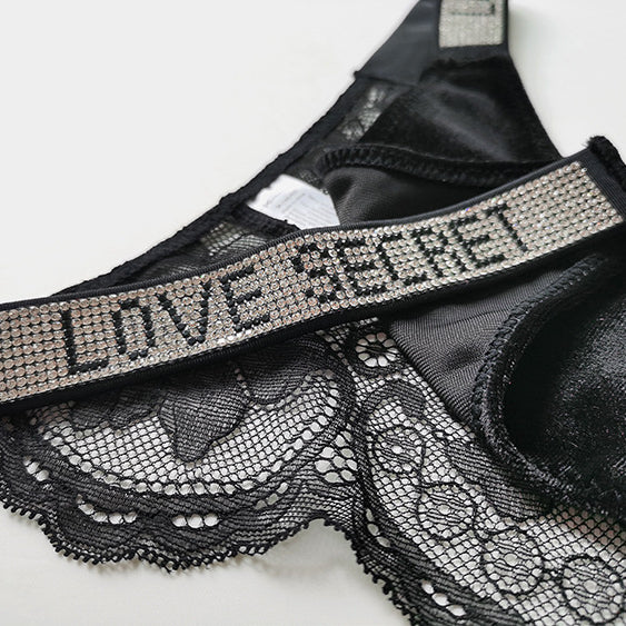 Bikini koronkowe z elastycznym wykończeniem czarne Barteldina