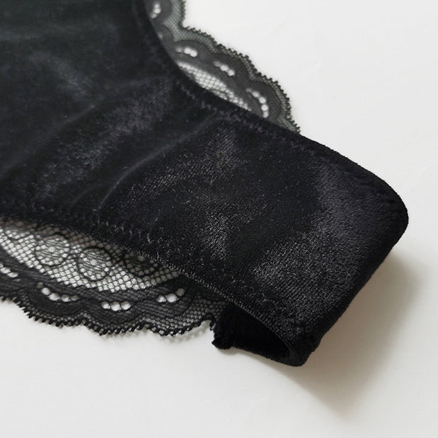 Bikini koronkowe z elastycznym wykończeniem czarne Barteldina