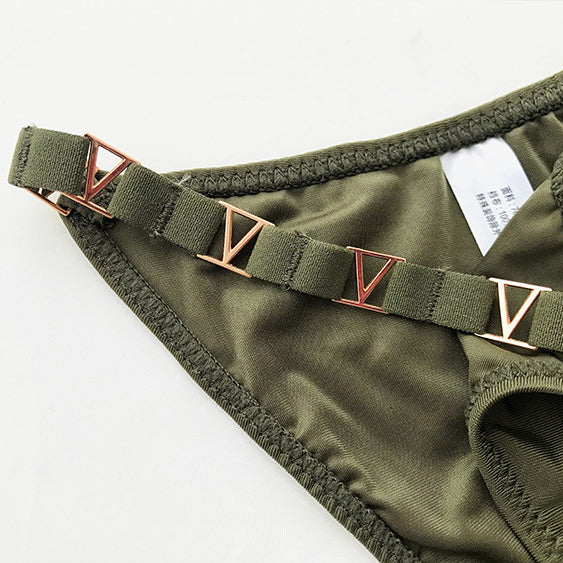 Majtki bikini z ozdobnymi paseczkami Zaylee