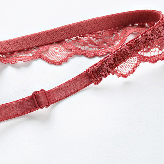 Zestaw bielizny koronkowej z figami regulowanymi Birga