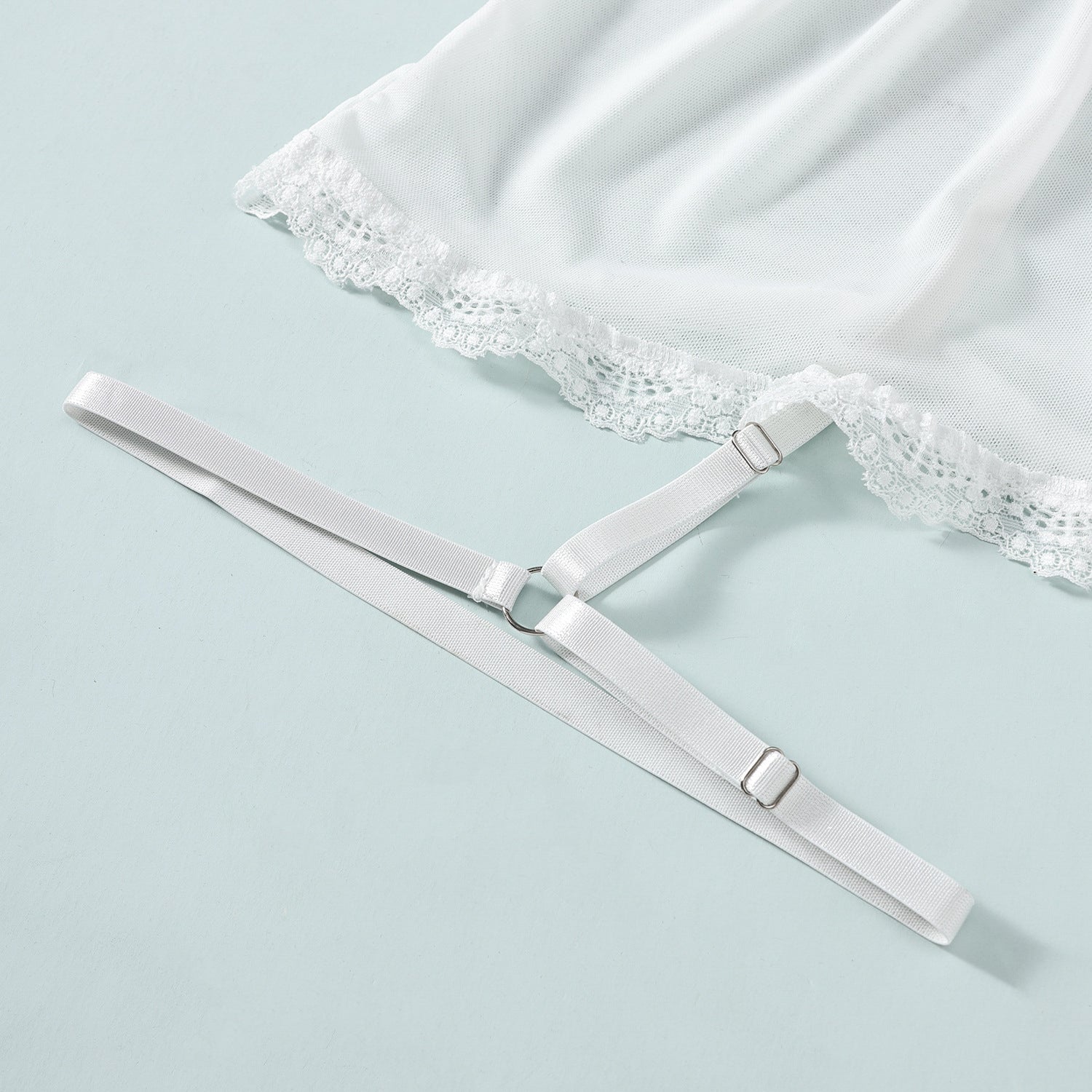 Zestaw nocny satynowy z koronką na romantyczne wieczory Jessalyn