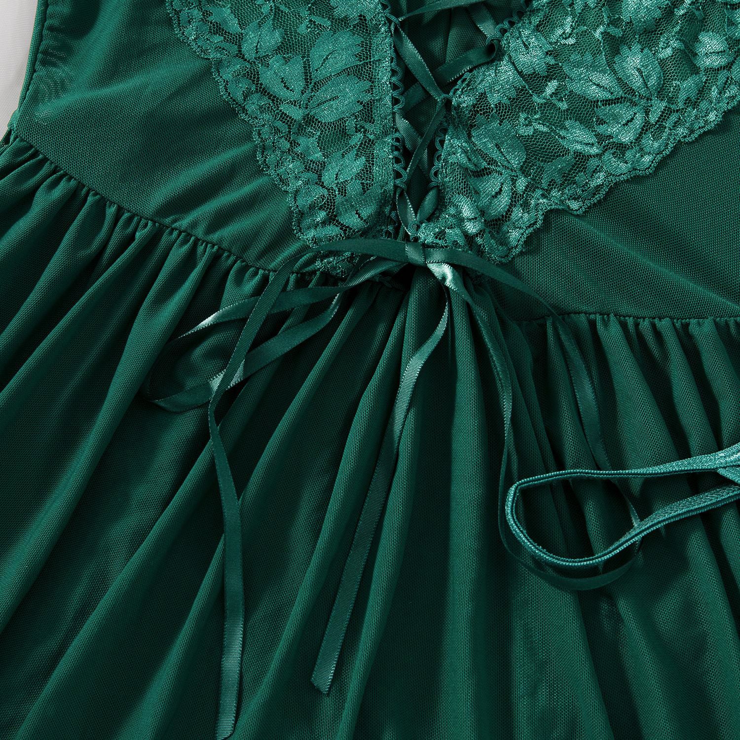 Zestaw nocny satynowy z koronką na romantyczne wieczory Jessalyn