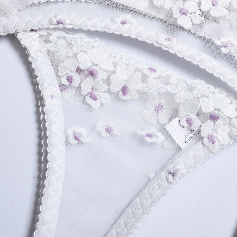 Komplet bielizny z kwiatowym haftem elegancki i wygodny Changok