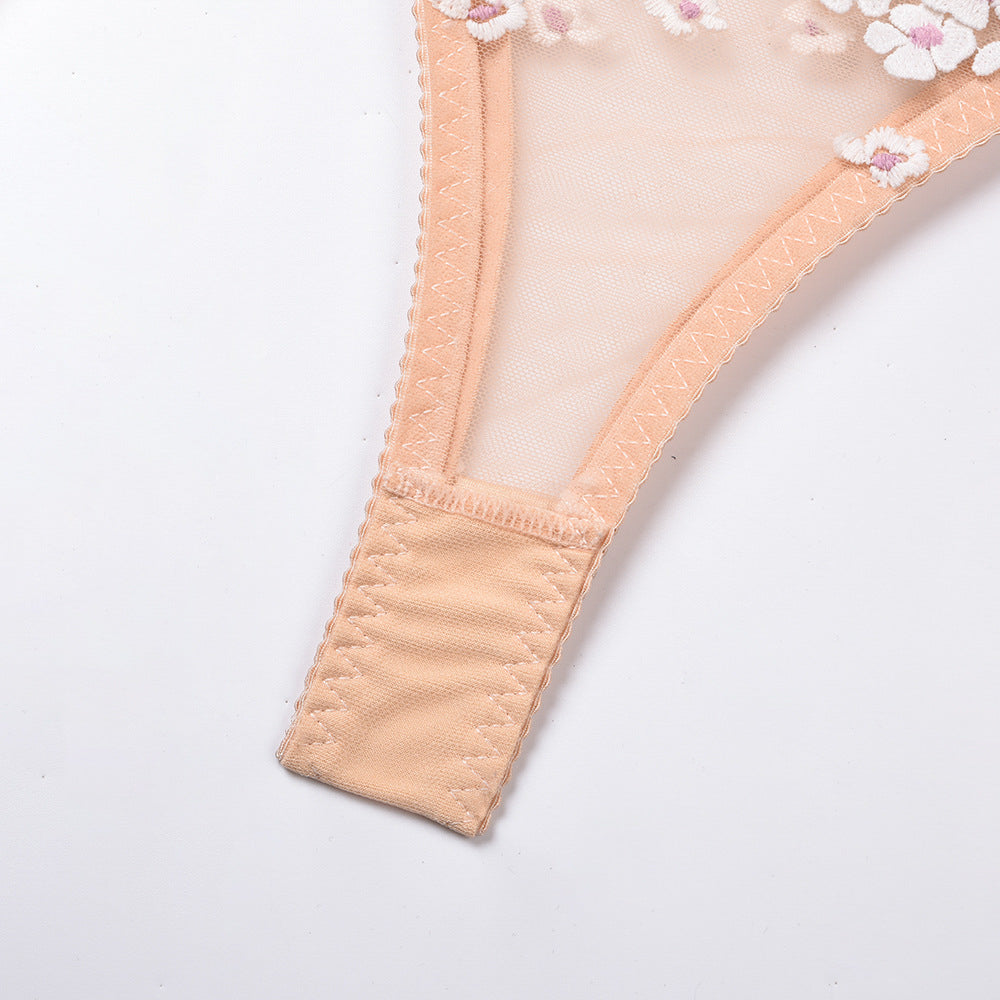 Komplet bielizny z kwiatowym haftem elegancki i wygodny Changok