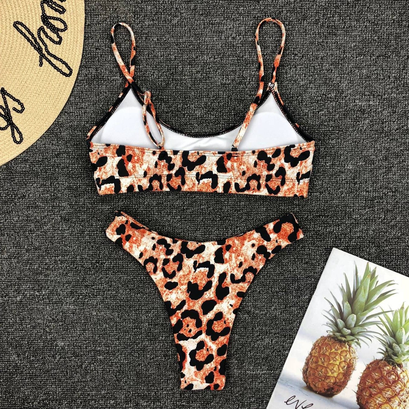 Bikini push-up ze stringami na plażę i basen UV odporne Andriette