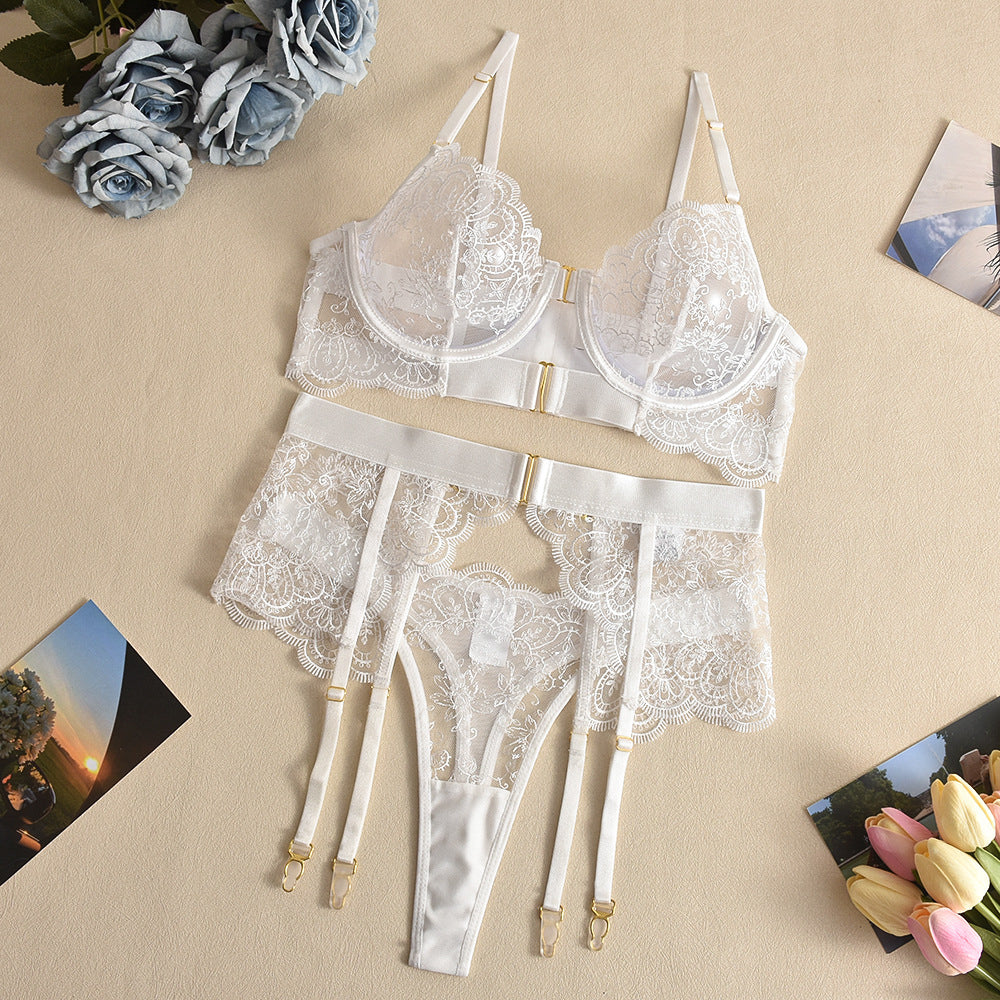 Komplet bielizny koronkowej z push-upem i pasem do pończoch Egypt Biały