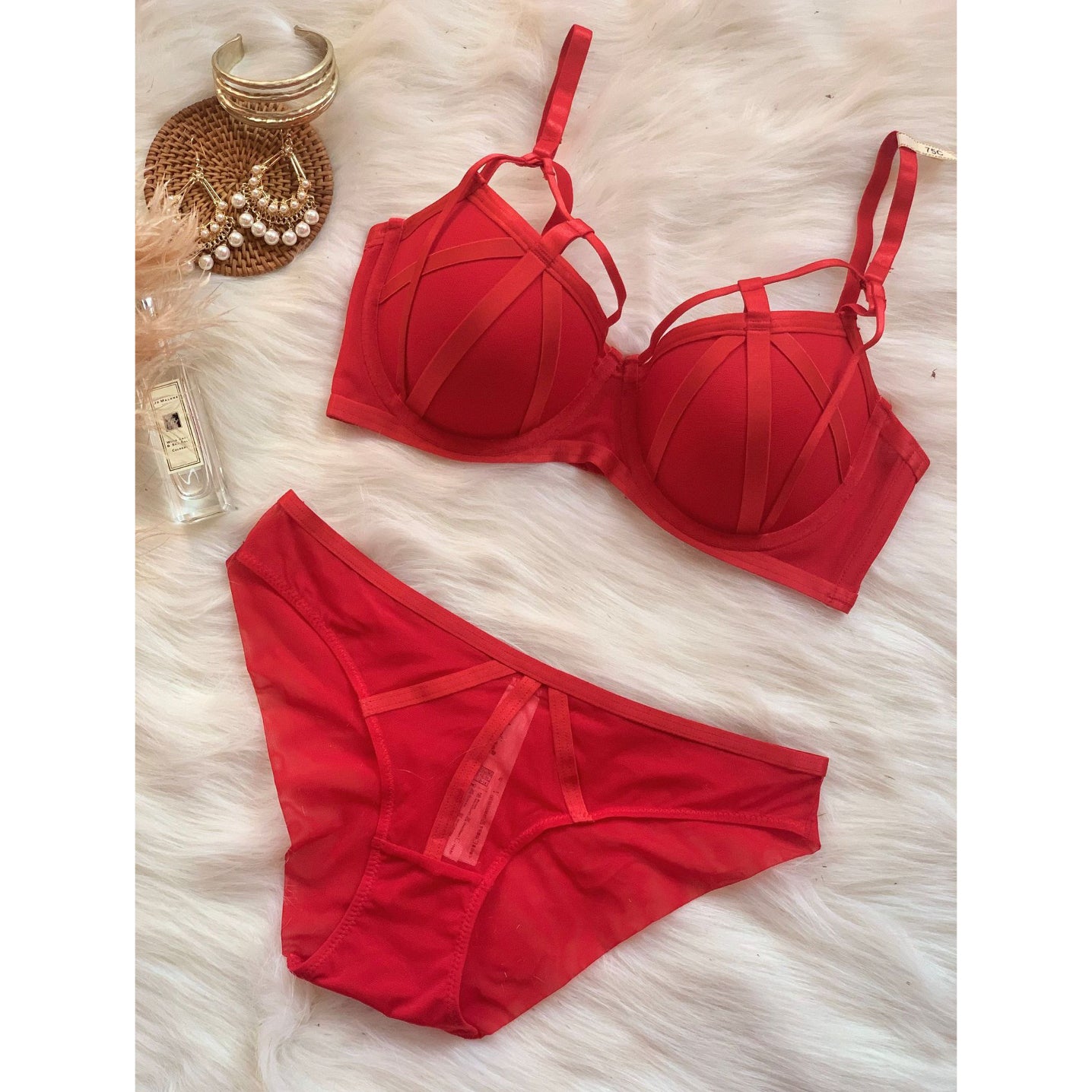 Komplet bielizny z paseczkami na romantyczne wieczory Shala Czerwony