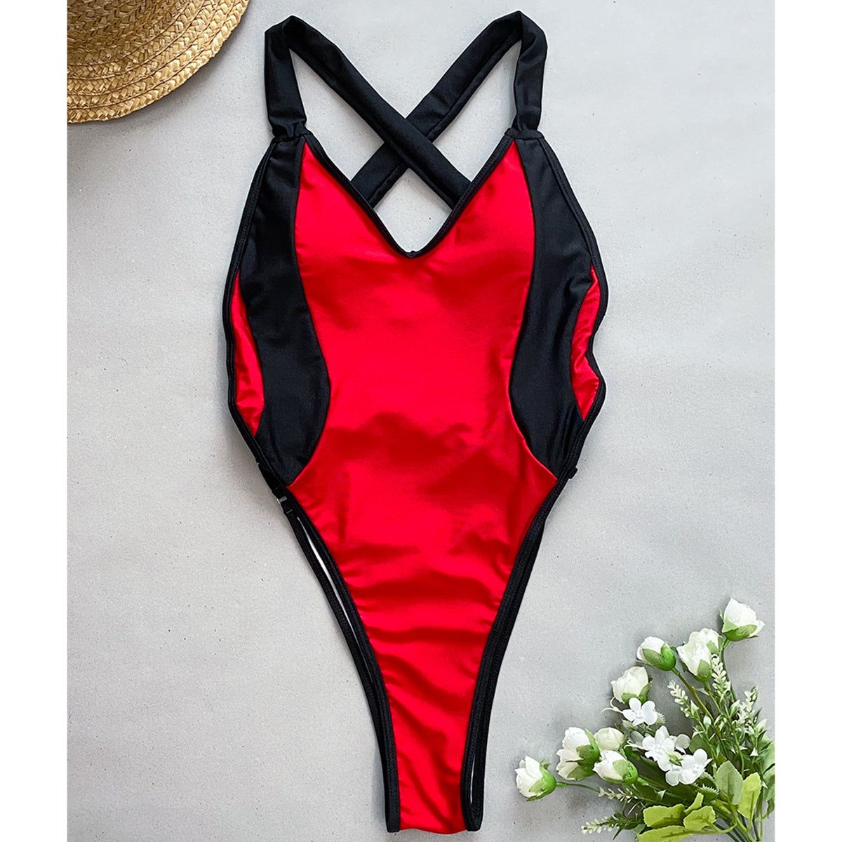 Strój kąpielowy jednoczęściowy z krzyżującymi ramiączkami odporny na chlor Otylie Czerwony