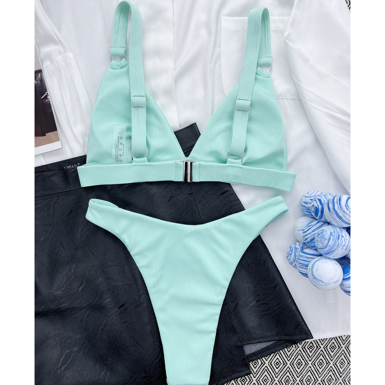 Strój kąpielowy z kółeczkami i regulowanymi ramiączkami na plażę i basen Shouko