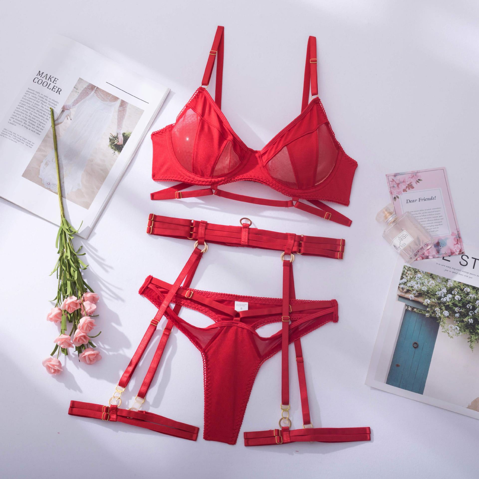 Stanik z fiszbinami i regulowanymi ramiączkami w eleganckim stylu Maricruz Czerwony