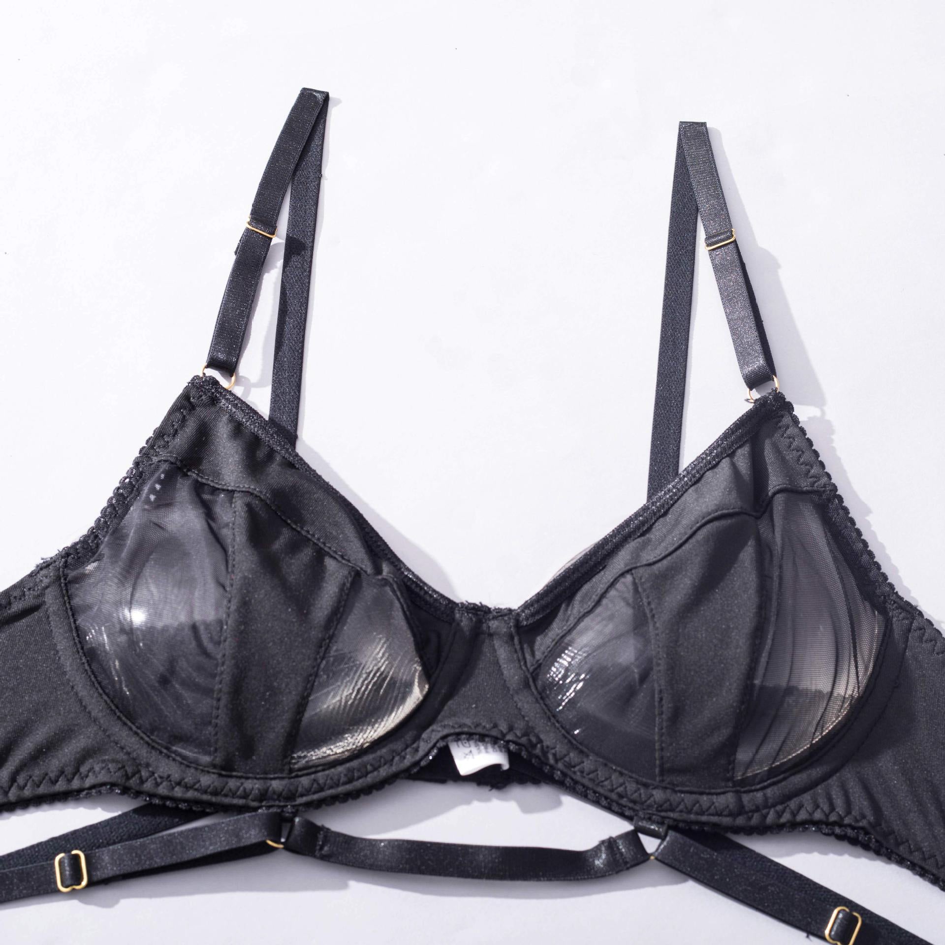 Stanik z fiszbinami i regulowanymi ramiączkami w eleganckim stylu Maricruz