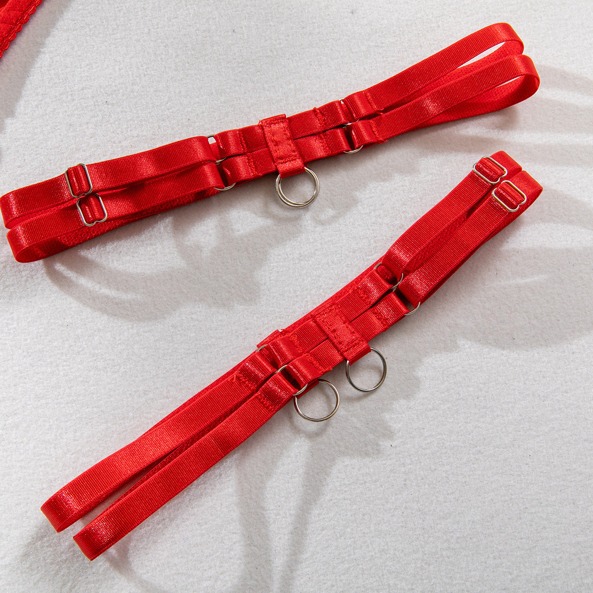 Komplet bielizny z wycięciami i regulowanymi paskami Puica