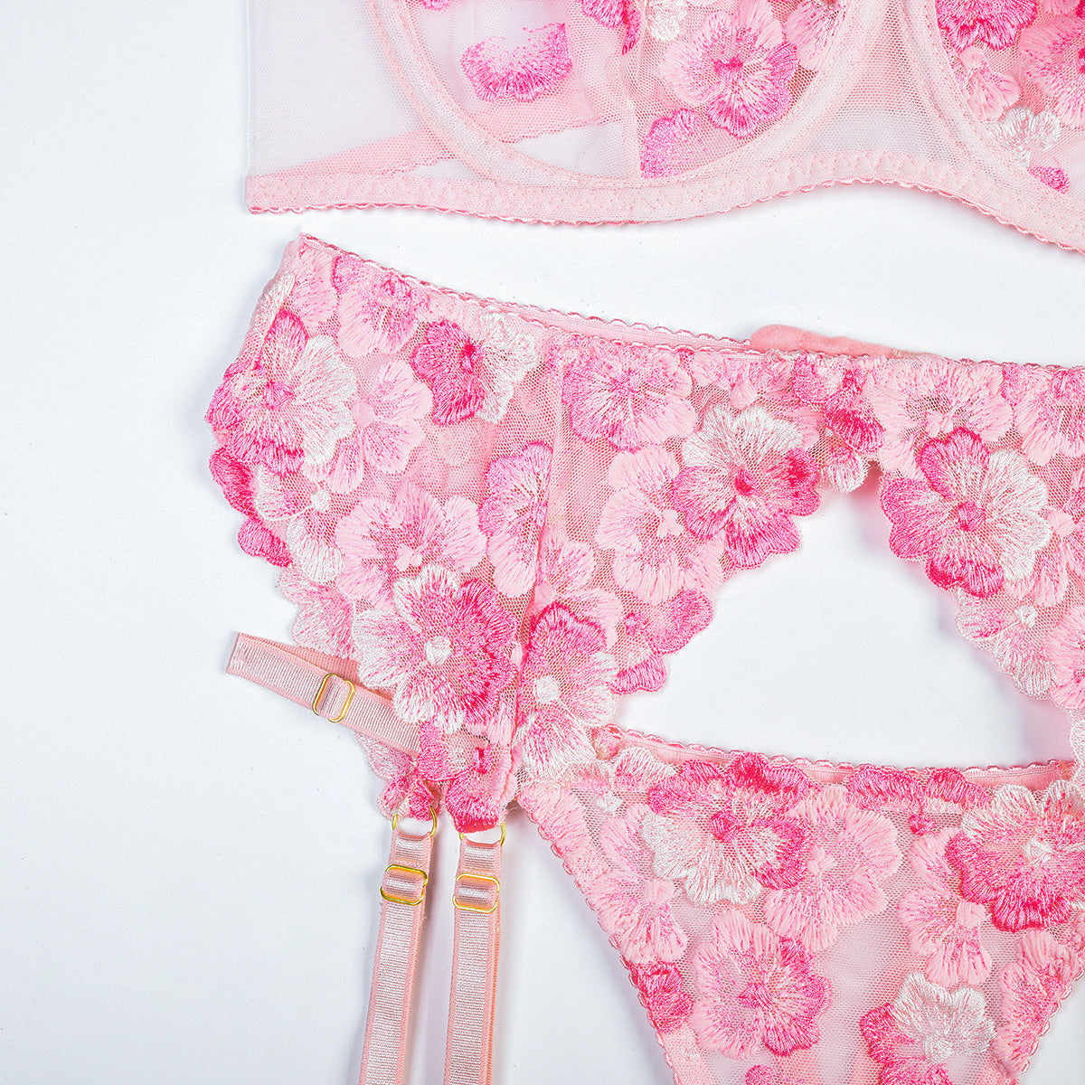 Komplet bielizny z haftem na co dzień i na specjalne okazje Chiyoe