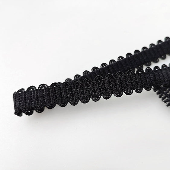 Stringi koronkowe trójkątne na każdą okazję Eladia