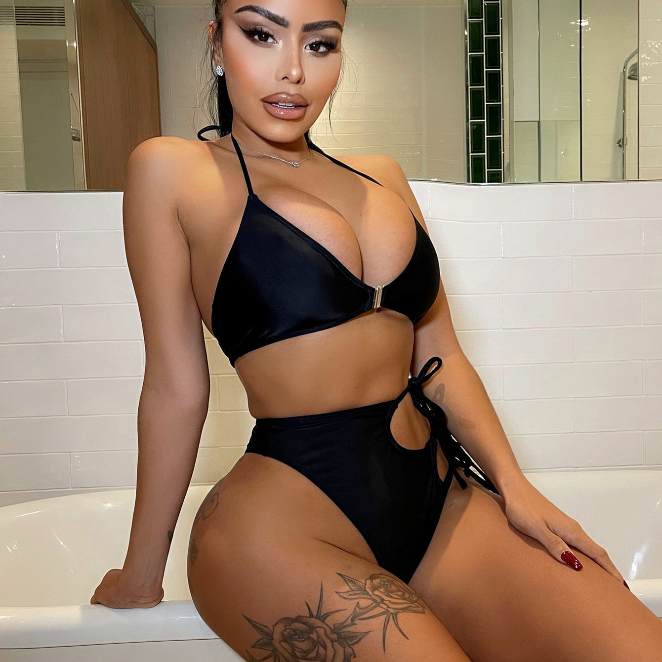 Bikini asymetryczne plażowe z elastycznego materiału Anja