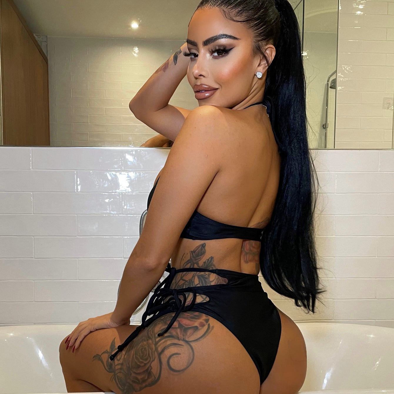 Bikini asymetryczne plażowe z elastycznego materiału Anja