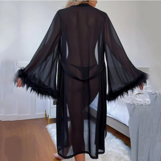 Szlafrok długi z piórkami na wieczorne chwile relaksu Katy