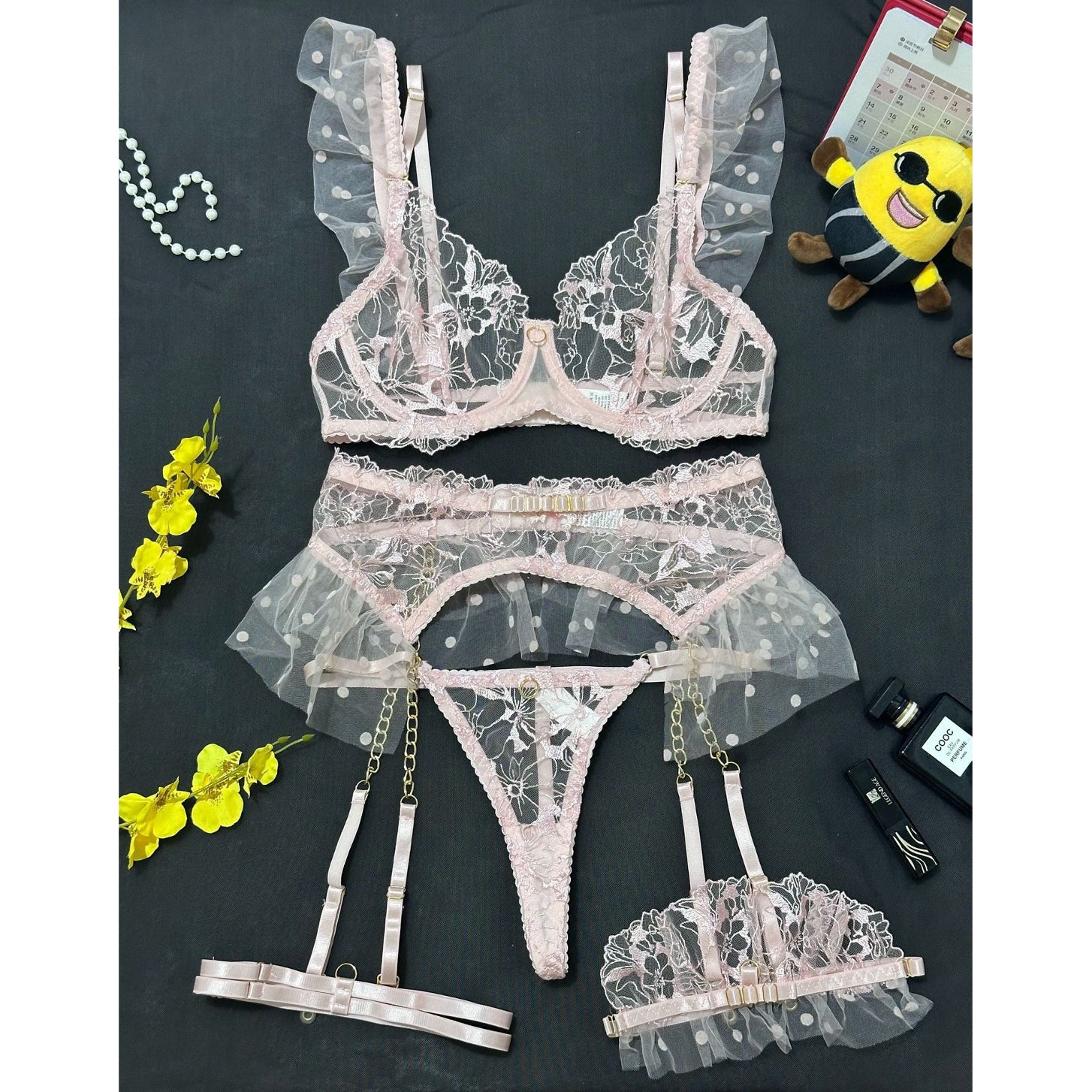 Komplet bielizny z haftem na specjalne okazje Myrilla Różowy