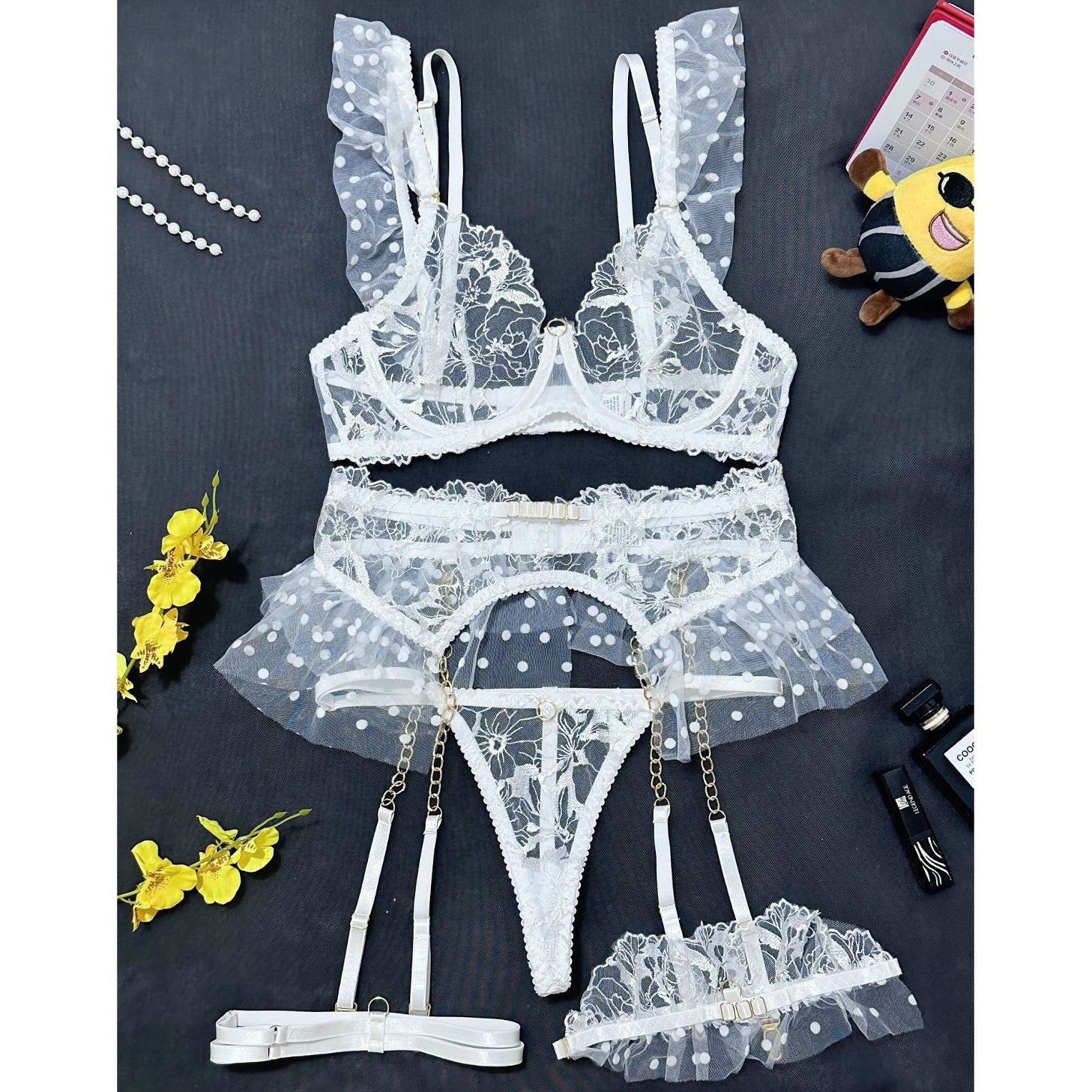 Komplet bielizny z haftem na specjalne okazje Myrilla Biały